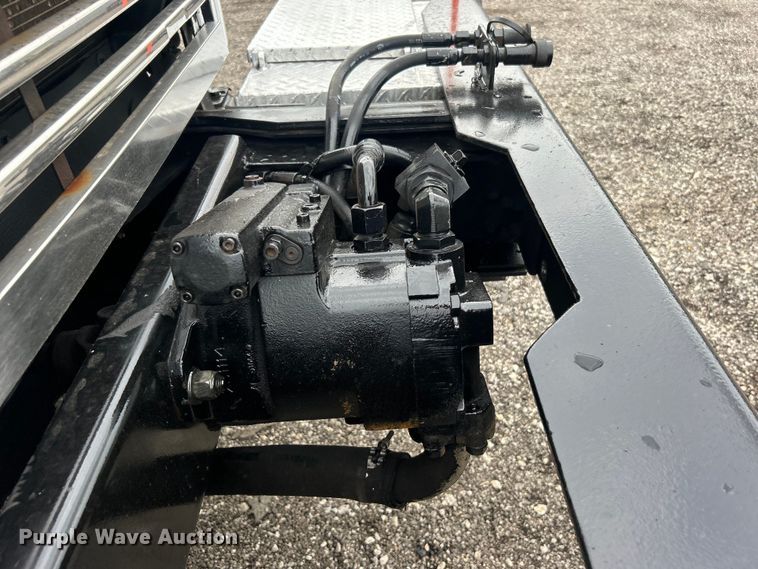 image for item EG0841 2012 Freightliner  Businesss Class M2 dump truck