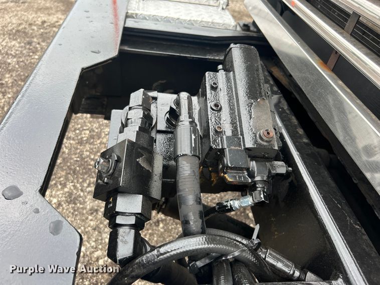 image for item EG0841 2012 Freightliner  Businesss Class M2 dump truck