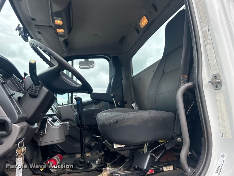 image for item EG0841 2012 Freightliner  Businesss Class M2 dump truck