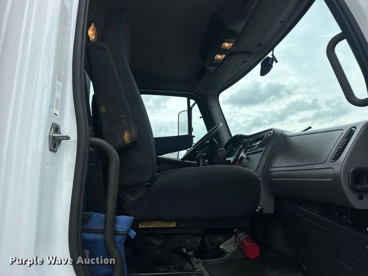 image for item EG0841 2012 Freightliner  Businesss Class M2 dump truck