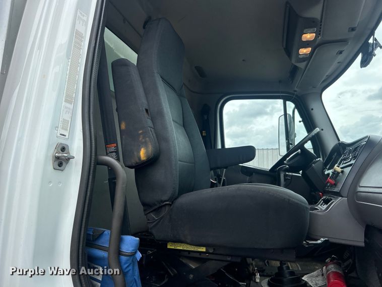 image for item EG0841 2012 Freightliner  Businesss Class M2 dump truck