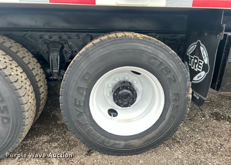 image for item EG0841 2012 Freightliner  Businesss Class M2 dump truck