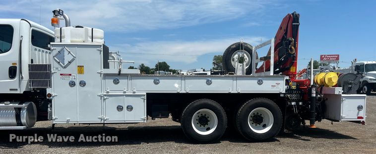 image for item EG0861 2010 Freightliner  Business Class M2 utility / service truck