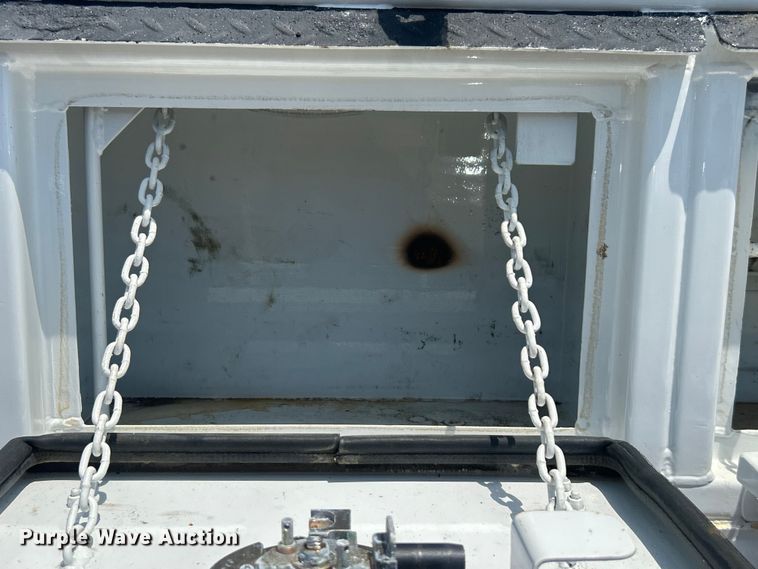 image for item EG0861 2010 Freightliner  Business Class M2 utility / service truck