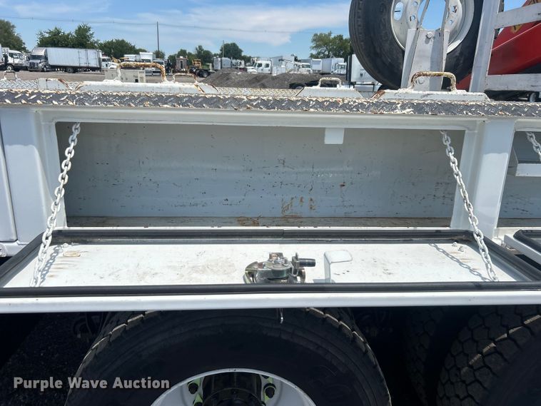 image for item EG0861 2010 Freightliner  Business Class M2 utility / service truck