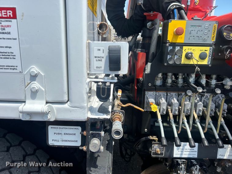 image for item EG0861 2010 Freightliner  Business Class M2 utility / service truck