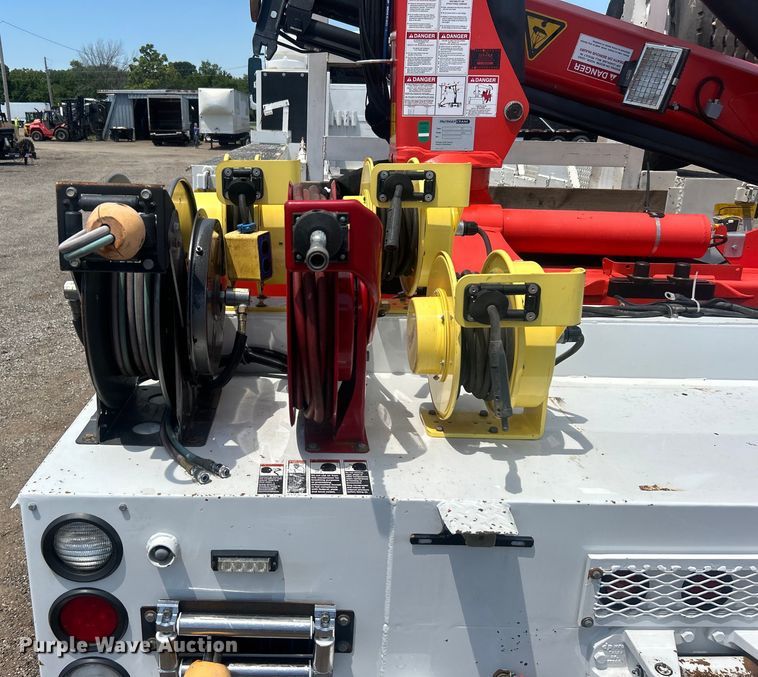 image for item EG0861 2010 Freightliner  Business Class M2 utility / service truck