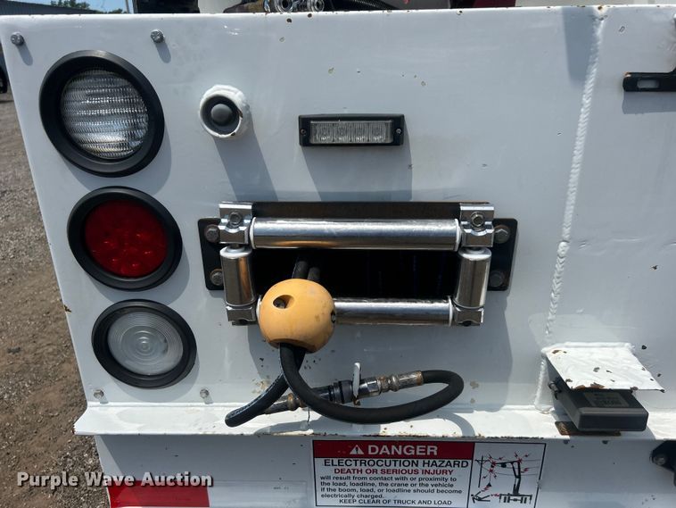 image for item EG0861 2010 Freightliner  Business Class M2 utility / service truck