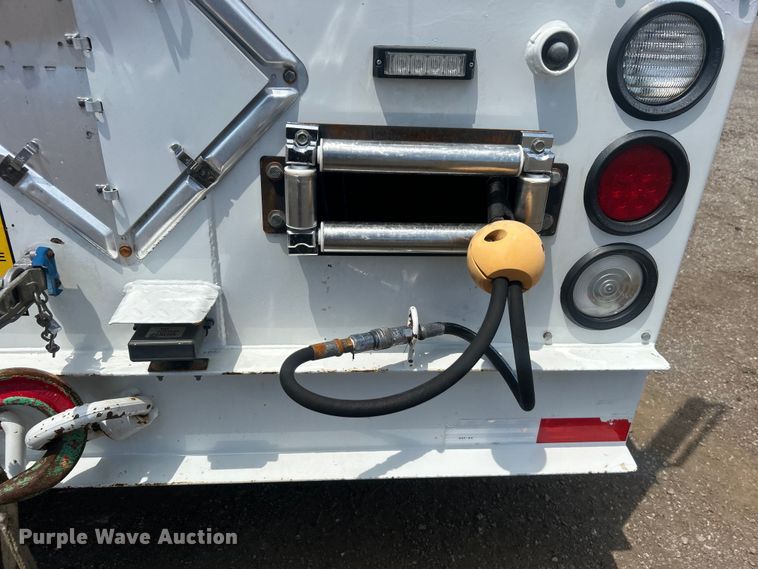 image for item EG0861 2010 Freightliner  Business Class M2 utility / service truck