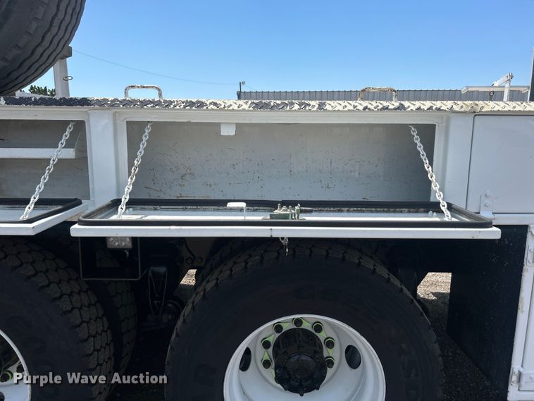 image for item EG0861 2010 Freightliner  Business Class M2 utility / service truck