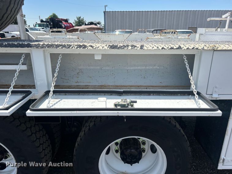 image for item EG0861 2010 Freightliner  Business Class M2 utility / service truck