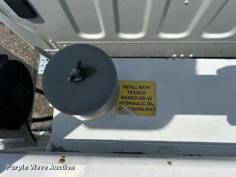 image for item EG0861 2010 Freightliner  Business Class M2 utility / service truck