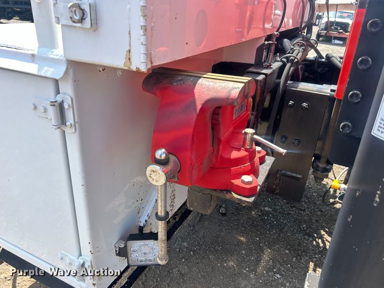 image for item EG0861 2010 Freightliner  Business Class M2 utility / service truck