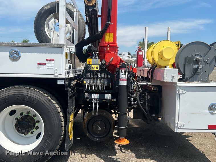 image for item EG0861 2010 Freightliner  Business Class M2 utility / service truck