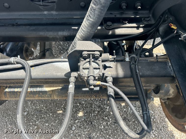 image for item EG0861 2010 Freightliner  Business Class M2 utility / service truck