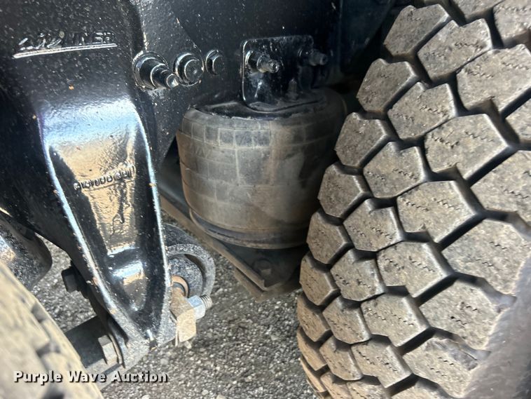 image for item EG0861 2010 Freightliner  Business Class M2 utility / service truck