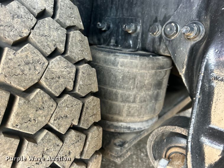 image for item EG0861 2010 Freightliner  Business Class M2 utility / service truck