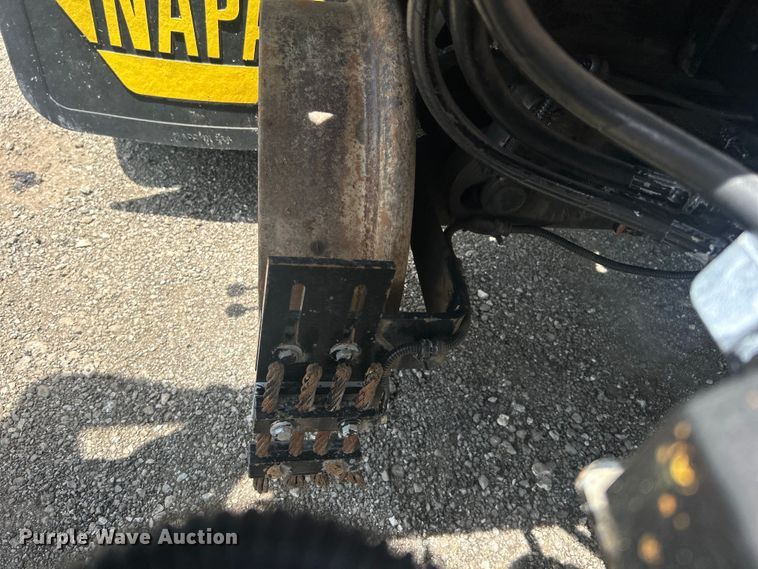 image for item EG0861 2010 Freightliner  Business Class M2 utility / service truck