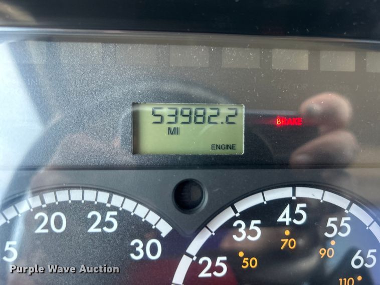 image for item EG0861 2010 Freightliner  Business Class M2 utility / service truck