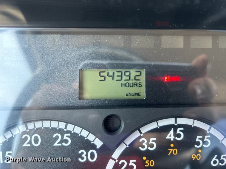 image for item EG0861 2010 Freightliner  Business Class M2 utility / service truck