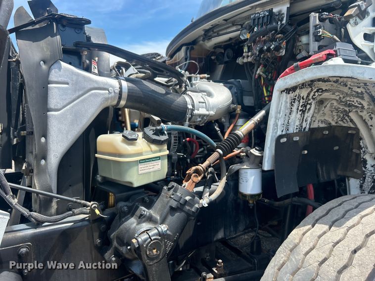 image for item EG0861 2010 Freightliner  Business Class M2 utility / service truck