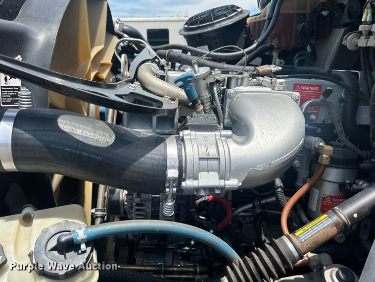 image for item EG0861 2010 Freightliner  Business Class M2 utility / service truck