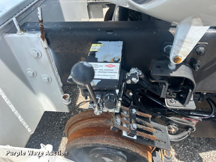 image for item EG0861 2010 Freightliner  Business Class M2 utility / service truck