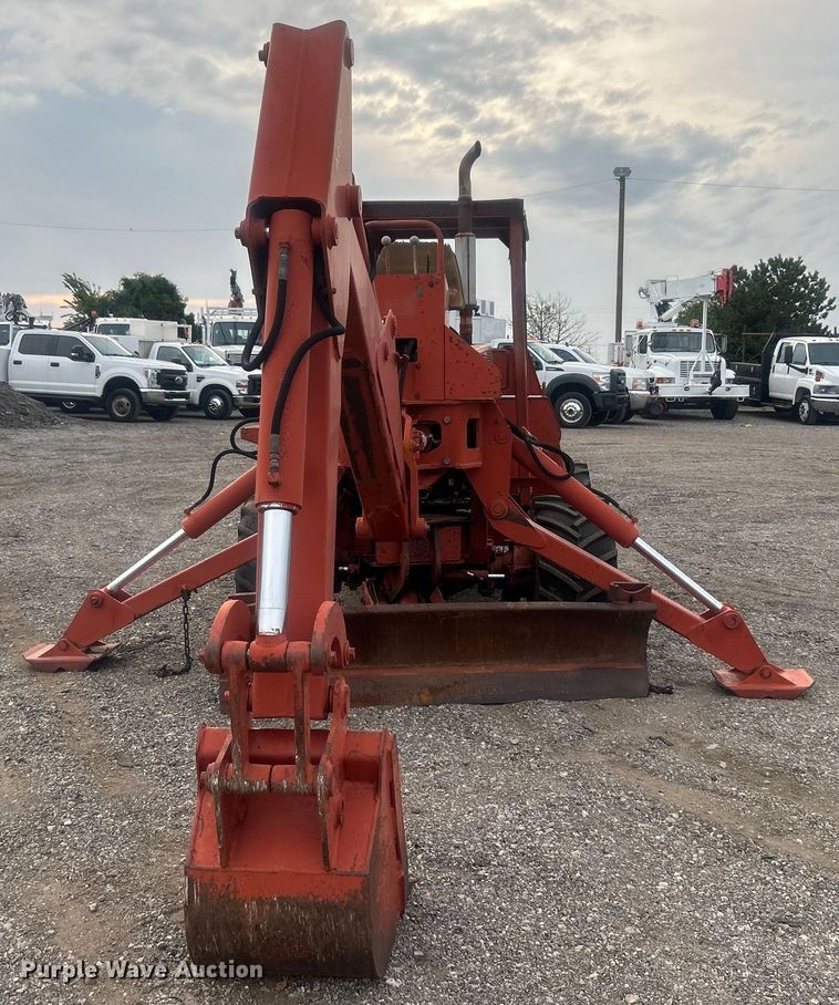 image for item EG0884 1998 Ditch Witch 7610 trencher