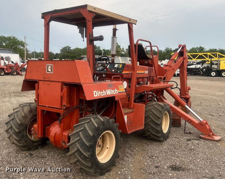 image for item EG0884 1998 Ditch Witch 7610 trencher
