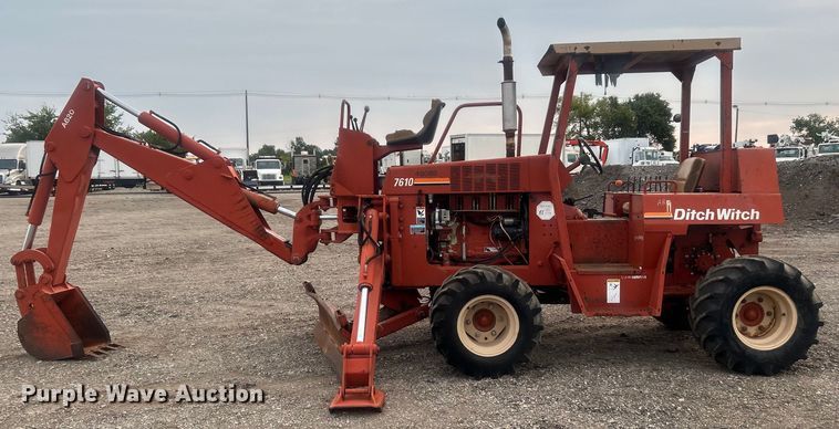 image for item EG0884 1998 Ditch Witch 7610 trencher