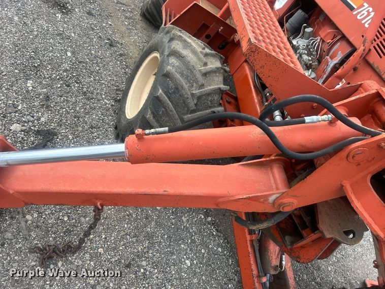 image for item EG0884 1998 Ditch Witch 7610 trencher