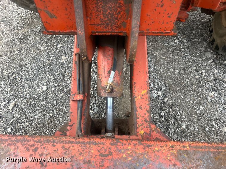 image for item EG0884 1998 Ditch Witch 7610 trencher