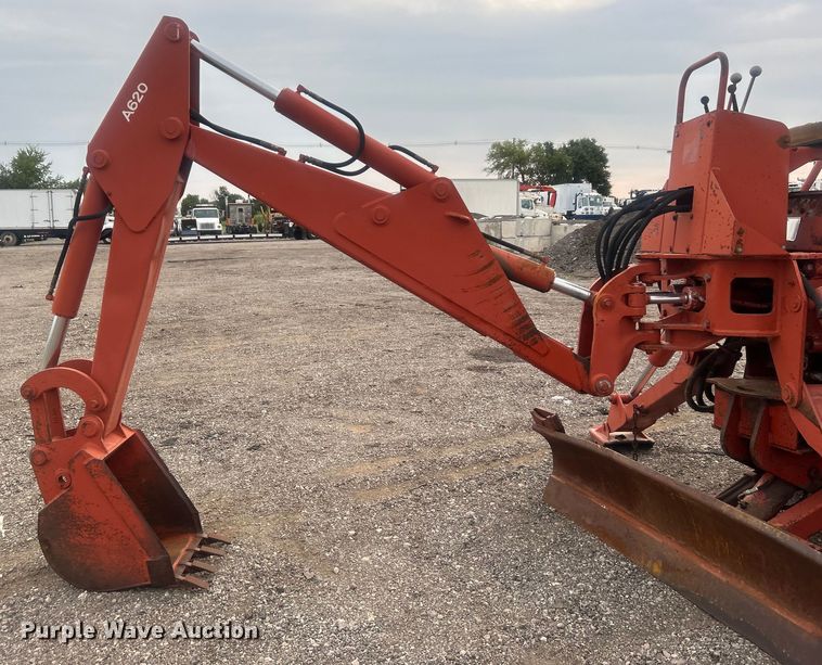 image for item EG0884 1998 Ditch Witch 7610 trencher