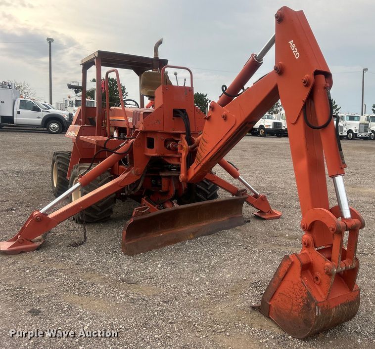 image for item EG0884 1998 Ditch Witch 7610 trencher