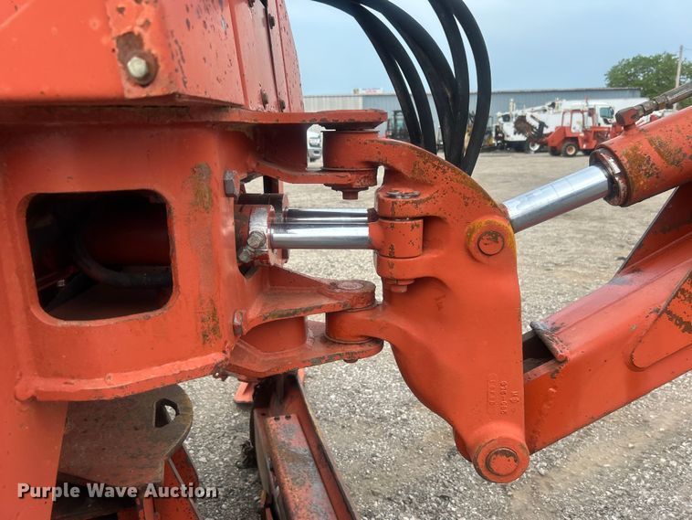 image for item EG0884 1998 Ditch Witch 7610 trencher