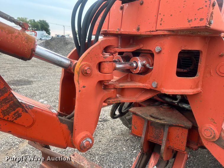 image for item EG0884 1998 Ditch Witch 7610 trencher