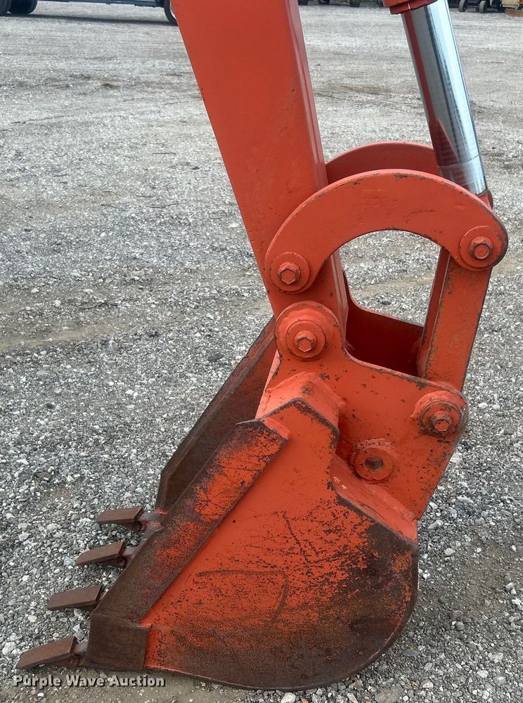 image for item EG0884 1998 Ditch Witch 7610 trencher