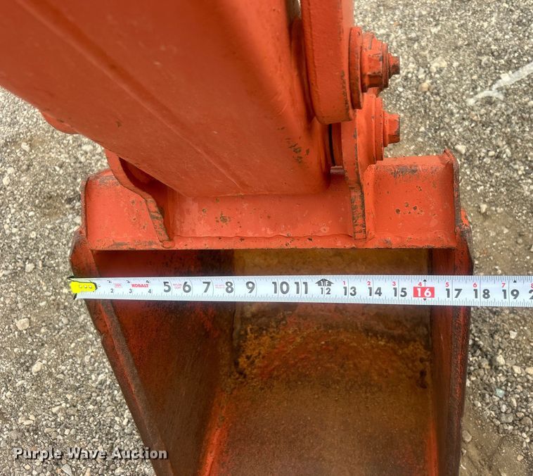 image for item EG0884 1998 Ditch Witch 7610 trencher