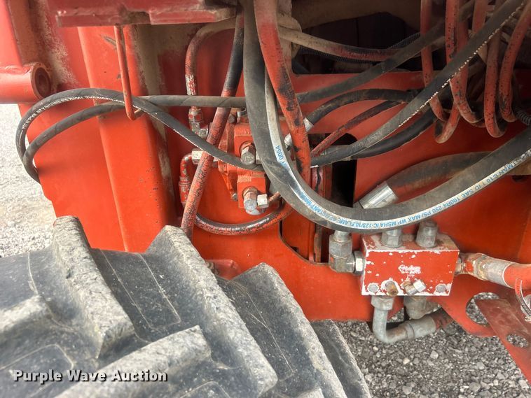 image for item EG0884 1998 Ditch Witch 7610 trencher