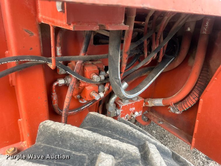 image for item EG0884 1998 Ditch Witch 7610 trencher