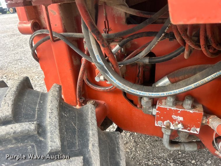 image for item EG0884 1998 Ditch Witch 7610 trencher