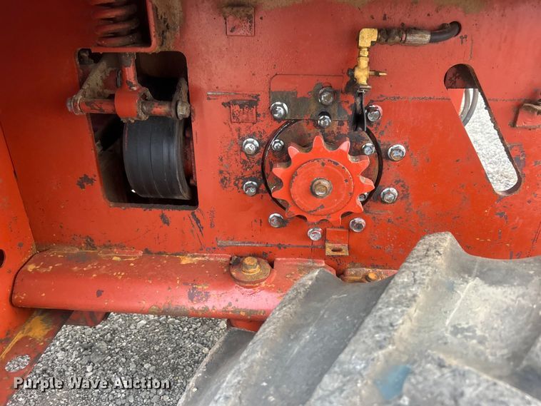 image for item EG0884 1998 Ditch Witch 7610 trencher