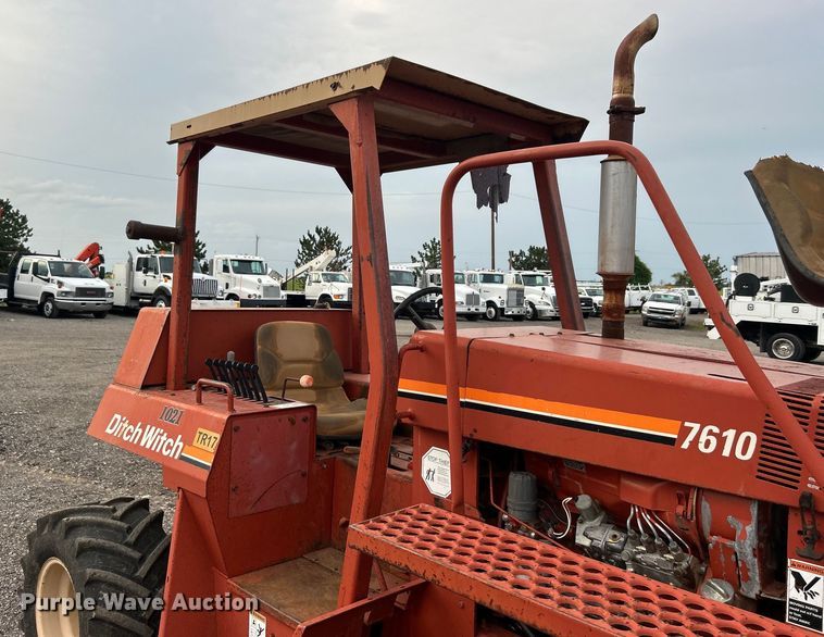 image for item EG0884 1998 Ditch Witch 7610 trencher