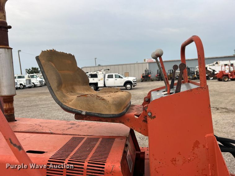 image for item EG0884 1998 Ditch Witch 7610 trencher
