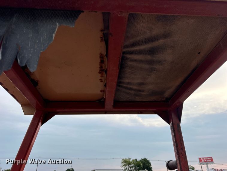 image for item EG0884 1998 Ditch Witch 7610 trencher