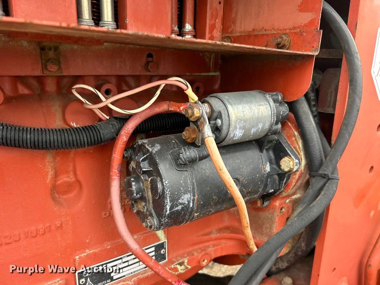 image for item EG0884 1998 Ditch Witch 7610 trencher