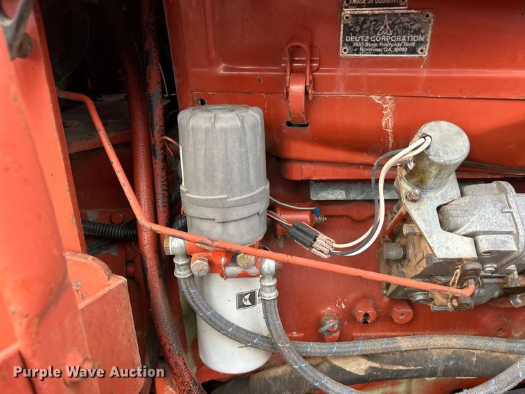 image for item EG0884 1998 Ditch Witch 7610 trencher