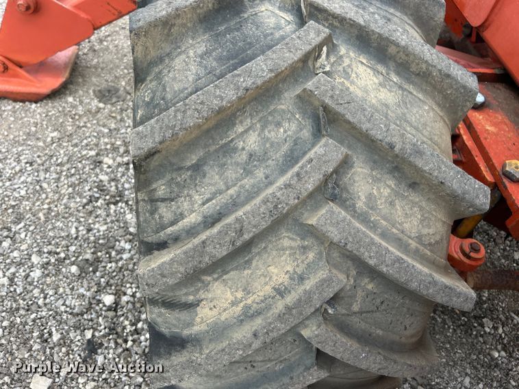 image for item EG0884 1998 Ditch Witch 7610 trencher