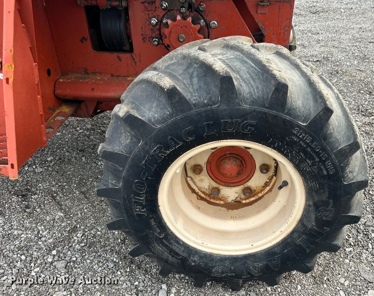 image for item EG0884 1998 Ditch Witch 7610 trencher