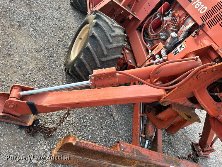 image for item EG0885 1997 Ditch Witch 7610 trencher